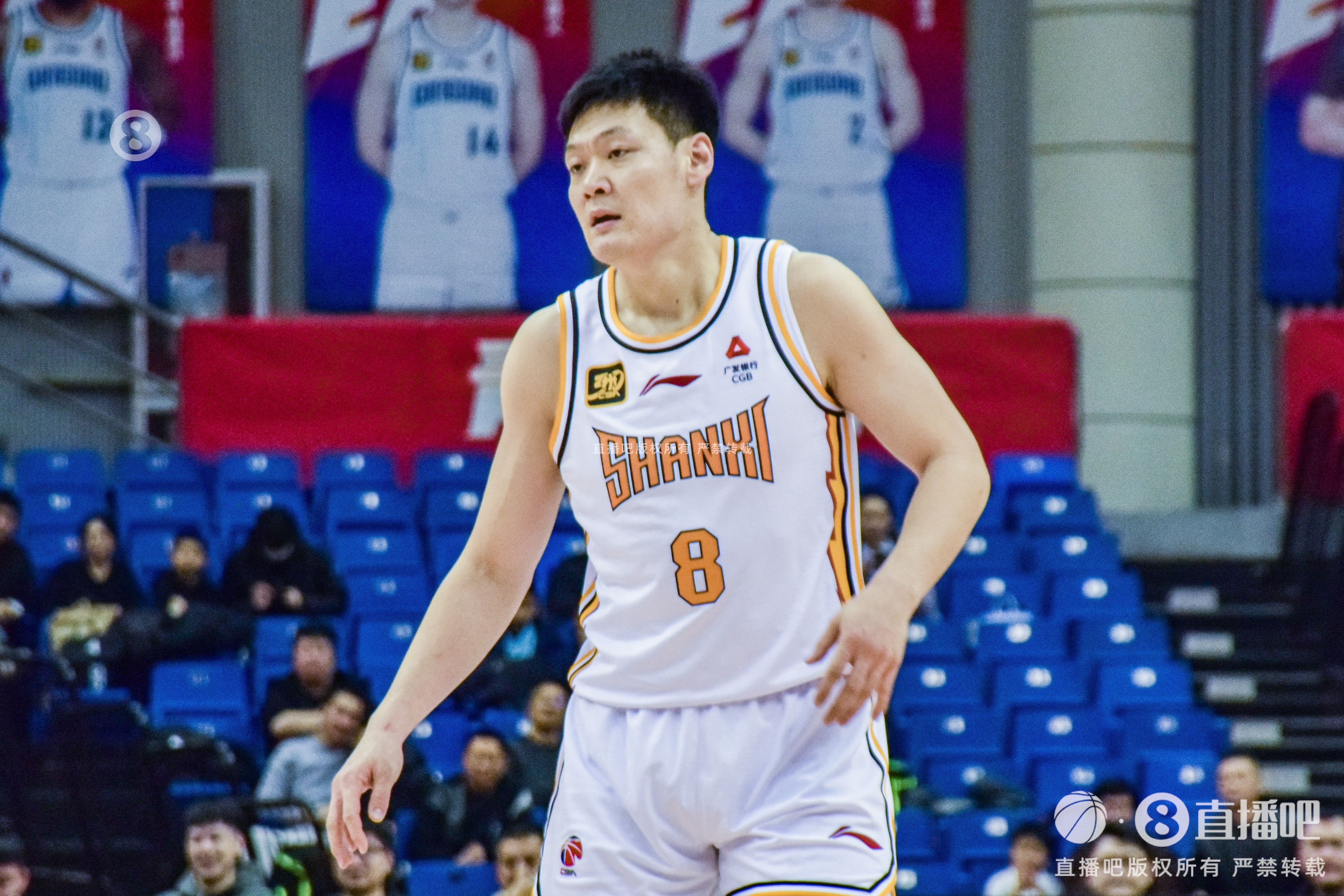 一剑封喉!张宁一条龙上篮绝杀比赛 全场12投7中得22分1板1助