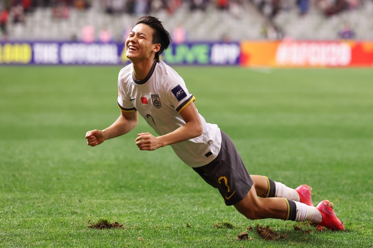 媒体人:国青1/4决赛避开最忌惮的乌兹和伊朗,踢B组对手都有机会